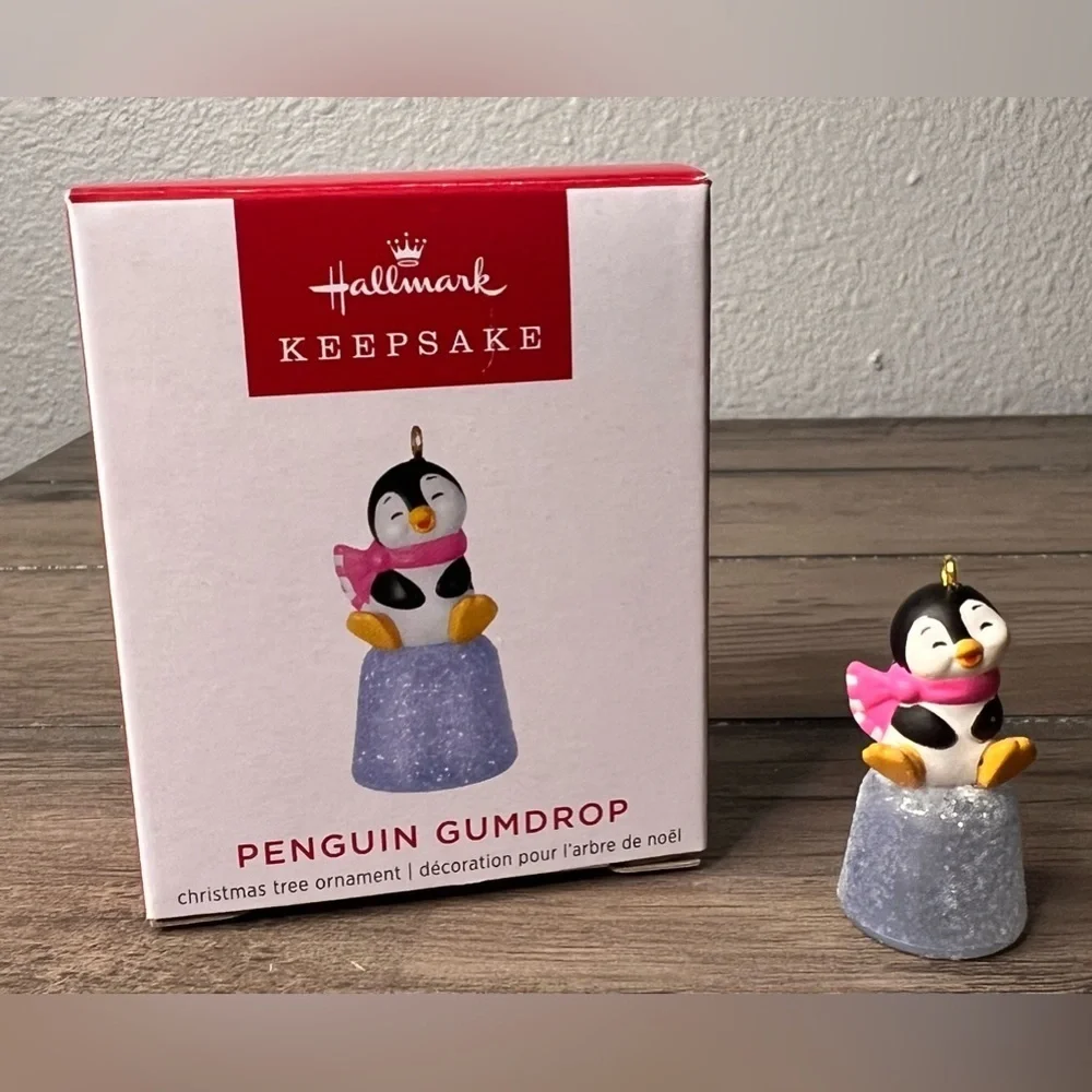 Hallmark NEW 2022 Miniature Penguin Gumdrop Christmas Ornament Limited Edition